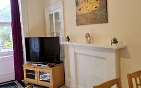 Apex Cathcart Place Apartment